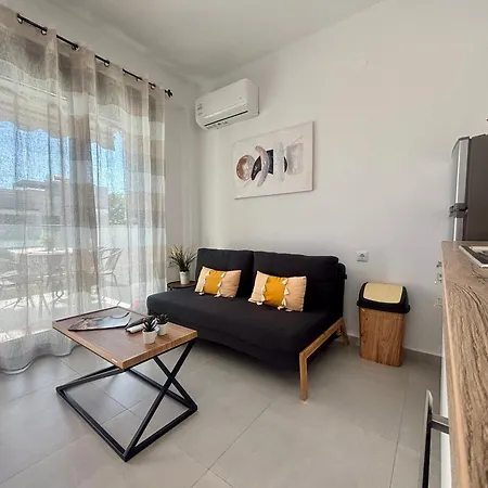 Luku Apartment Complex 3,6 By Horizon Homes Ofrínion